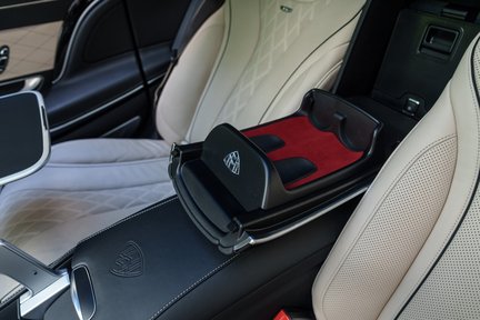 Mercedes-Benz S Class MAYBACH S600 V12 33