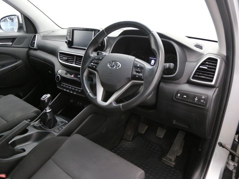 Hyundai TUCSON 1.6 GDi S Connect Euro 6 (s/s) 5dr 23