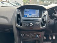 Ford Focus ST-LINE 12