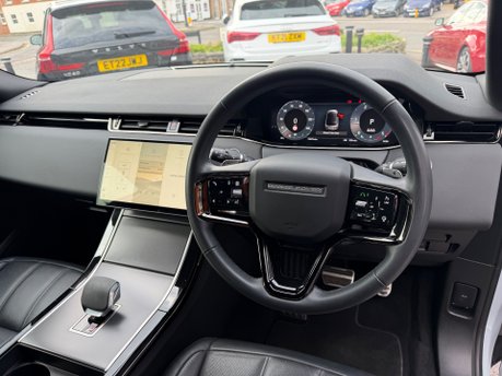 Land Rover Range Rover Evoque 2.0 D200 MHEV Dynamic SE SUV 5dr Diesel Auto 4WD Euro 6 (s/s) (204 ps) 33
