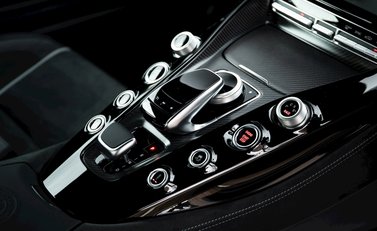 Mercedes-Benz AMG GT R 18