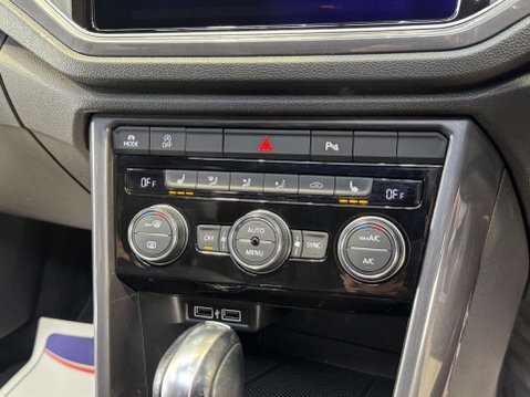 Volkswagen T-Roc 1.5 T-Roc R-Line TSi Evo Semi-Auto 5dr 52