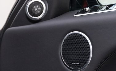 Land Rover Range Rover Sport 5.0 SVR 22