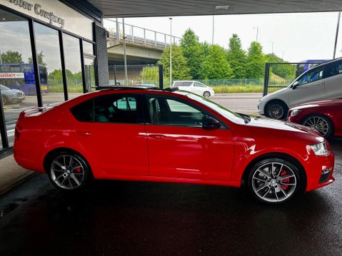 Skoda Octavia 2.0 TFSI vRS Euro 6 (s/s) 5dr (SNav) 6