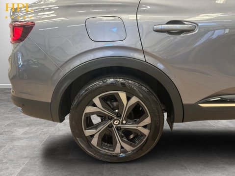 Renault Arkana 1.6 E-TECH E-Tech engineered BOSE Edition SUV 5dr Petrol Hybrid Auto 2WD Eu 10