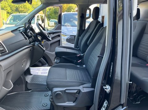 Ford Transit Custom 2.0 300 EcoBlue Limited Crew Van Auto L1 H1 Euro 6 5dr 15