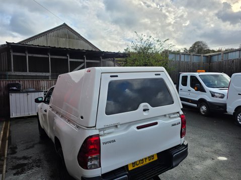 Toyota Hilux ACTIVE 4WD D-4D S/C 11