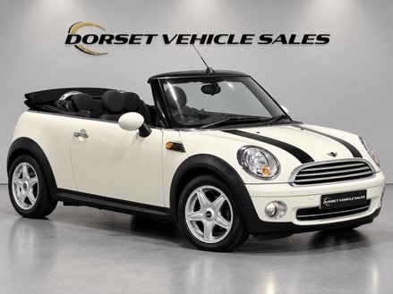 Mini Convertible 1.6 Cooper Euro 5 2dr