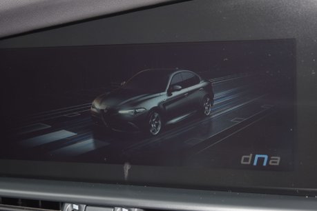 Alfa Romeo Giulia V6 BITURBO QUADRIFOGLIO 38