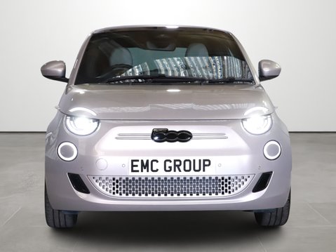 Fiat 500 87kW Giorgio Armani 42kWh 3dr Auto 4