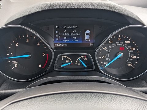 Ford Kuga ST-LINE TDCI 30