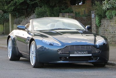 Aston Martin V8 Vantage Roadster