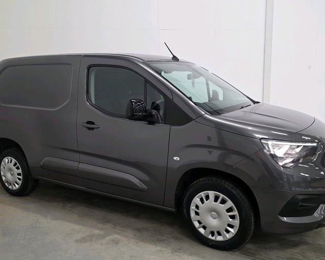 Vauxhall Combo VAUXHALL COMBO CARGO L1 DIESEL 2300 1.5 Turbo D 100ps H1 Pro Van