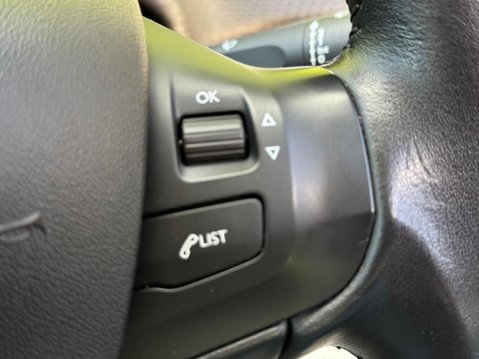Peugeot 2008 1.2 PureTech Active Euro 6 (s/s) 5dr 21