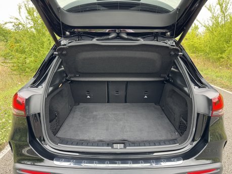 Mercedes-Benz EQA EQA 250 AMG Line Premium Plus Auto Electric PAN ROOF/MEMORY SEATS/VAT Q 34