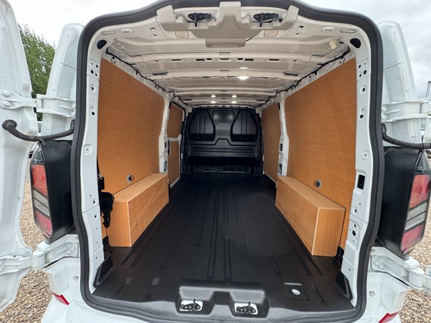 Ford Transit Custom AUTO LWB [SOLD MM] L2H1 Low Roof Limited DELIVERY 9