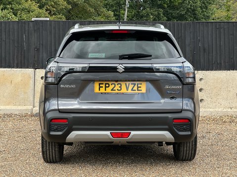 Suzuki S-Cross MOTION 8