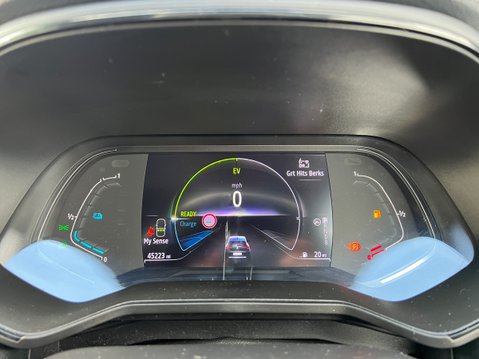 Renault Clio 1.6 E-TECH Lutecia Hatchback 5dr Petrol Hybrid Auto Euro 6 (s/s) (140 ps) 16