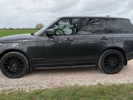 Land Rover Range Rover 3.0 Range Rover Vogue TDV6 Auto 4WD 5dr 13
