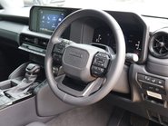 Toyota Land Cruiser COMMERCIAL WITH  REAR SEATS AND PRIVACY  29