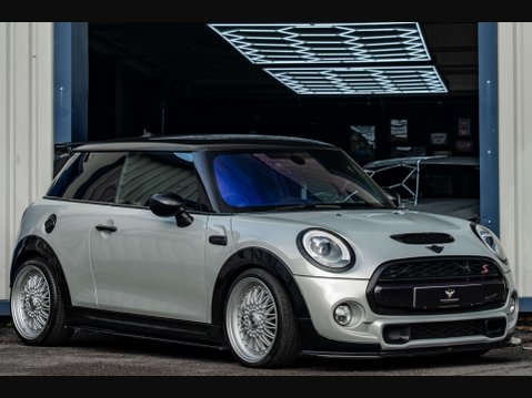 Mini Hatch 2.0 Cooper S Auto 3dr 5