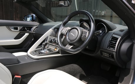 Jaguar F-Type V8 S - Stunning Example with a Great History 34