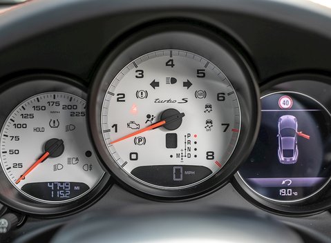 Porsche 911 (991) Turbo S 19