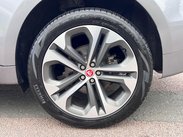 Jaguar F-Pace 2.0 D200 MHEV R-Dynamic HSE Auto AWD Euro 6 (s/s) 5dr 57