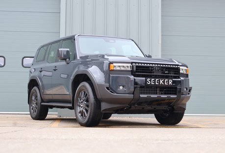 Toyota Land Cruiser BRAND NEW COMMERCIAL WITH A OEM REAR SEAT CONVERSION