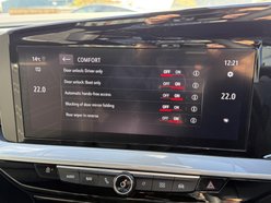 Vauxhall Mokka Electric 50kWh Ultimate SUV 5dr Electric Auto (136 ps) 44
