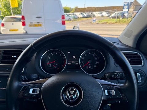 Volkswagen Polo 1.2 TSI BlueMotion Tech Match Edition Euro 6 (s/s) 5dr 38