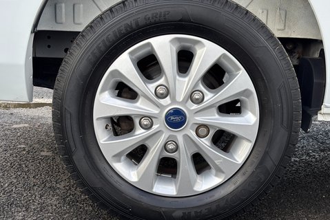Ford Transit Custom 280 130 ps L1 Limited Panel Van - Sat Nav 33