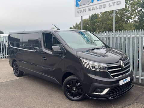 Renault Trafic 2.0 dCi Blue LL30 Sport Panel Van 5dr Diesel Manual L2 H1 Euro 6 (s/s) (130 36
