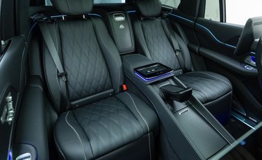 Mercedes-Benz GLS 600 Maybach 16