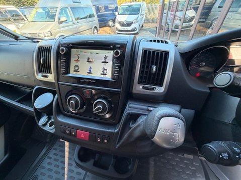 Burstner Ixeo Time 586 SOVEREIGN AUTOMATIC 1 OWNER VEHICLE 10