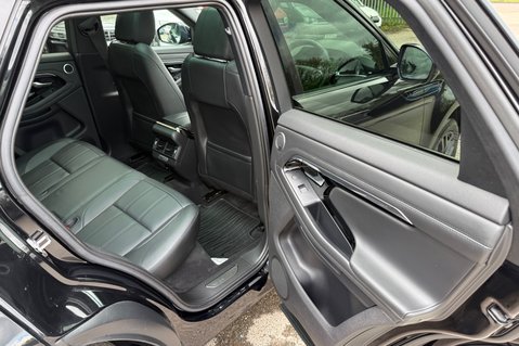 Land Rover Range Rover Evoque R-DYNAMIC HSE MHEV - 360 DEGREE CAMERAS -20 INCH ALLOYS - APPLE CARPLAY 32