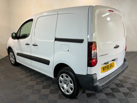 Peugeot Partner 1.6 BlueHDi 854 Professional L1 5dr 4