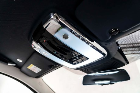 Rolls-Royce Ghost V12. STARLIGHT. H, C & M SEATS. REAR ENTERTAINMENT. HUD. A/CRUISE CONTROL 68