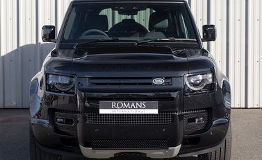 Land Rover Defender 110 V8 4