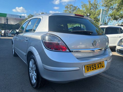 Vauxhall Astra 1.6i 16v Design Hatchback 5dr Petrol Manual (155 g/km, 113 bhp) 4