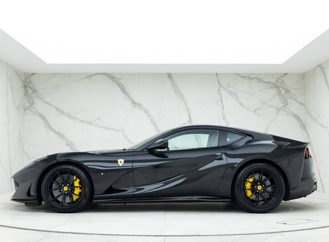 Ferrari 812 Superfast 2
