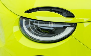 Abarth 500e Scorpionissima 33