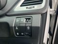 Hyundai SANTA FE 2.2 CRDi Blue Drive Premium 4WD Euro 6 (s/s) 5dr 29