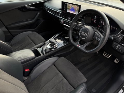 Audi A4 2.0 TDI 30 Black Edition S Tronic Euro 6 (s/s) 4dr 13