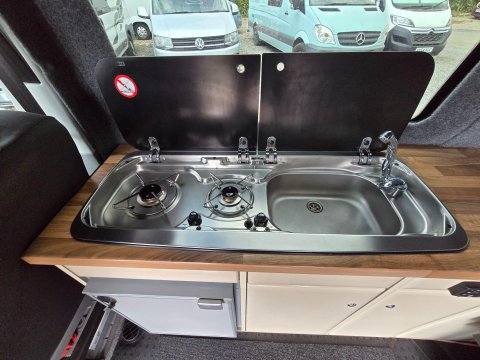 Volkswagen Campervan 19