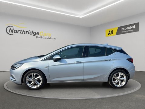 Vauxhall Astra 1.4i Turbo SRi Nav Euro 6 5dr 4