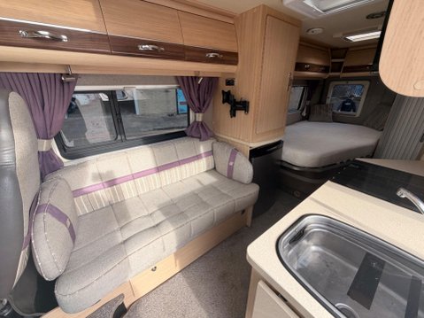 Auto-Sleepers Kingham 7
