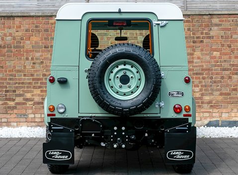 Land Rover Defender 90 Heritage Hard Top 5