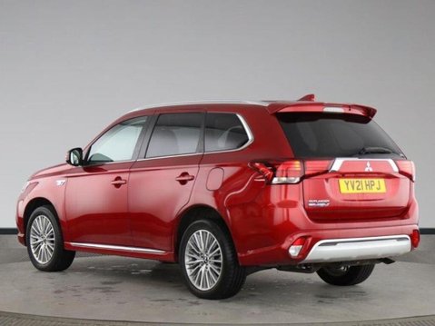 Mitsubishi Outlander PHEV DESIGN 2