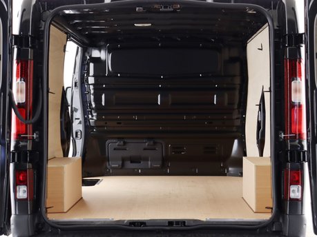 Renault Trafic LL30 Blue dCi 130 Advance [Safety] Van 3
